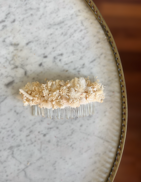 Peignes et Bijoux Fleuris en Fleurs Séchées par Fleurs d'Auteuil : Livraison à Boulogne-Billancourt