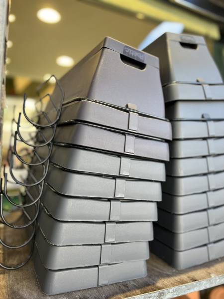 Outils et Accessoires de Jardin par Fleurs d'Auteuil : Livraison à Paris 6e Arrondissement