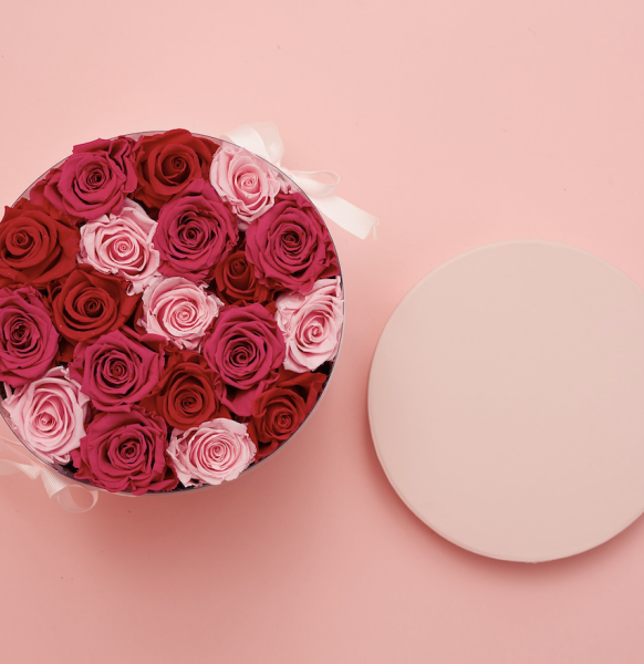 Coffrets de Roses Éternelles par Fleurs d'Auteuil : Livraison dans le 3e Arrondissement de Paris