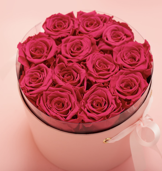 Coffrets de Roses Éternelles par Fleurs d'Auteuil : Livraison dans le 17e Arrondissement de Paris