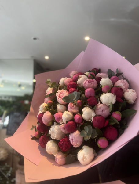 Commander un magnifique bouquet de pivoines pour faire chavirer un cœur à Paris près d'Asnières-sur-Seine